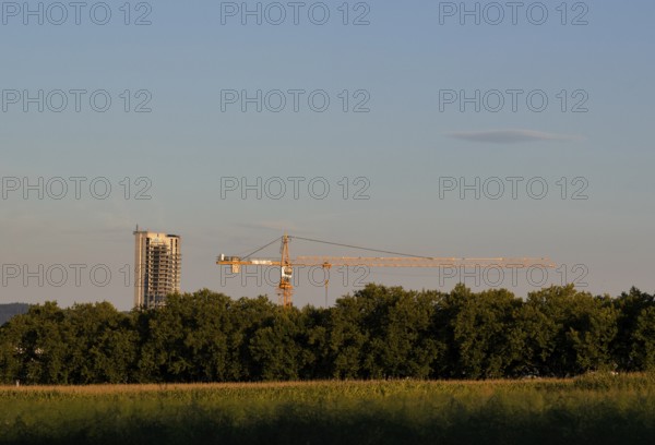 Schwabentower, half-finished high-rise GEWA-Tower, ruined building, construction crane, Fellbach, Baden-Württemberg, Germany