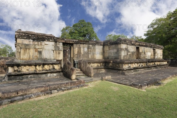 Buddha tooth relic temple, Polonnaruwa ruins of the garden-city created by Parakramabahu the Great in the 12th century, Polonnaruwa, Sri Lanka