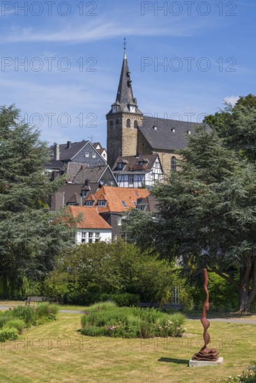Town view, church at the market, Kettwig, Essen, Rur region, North Rhine-Westphalia, Germany