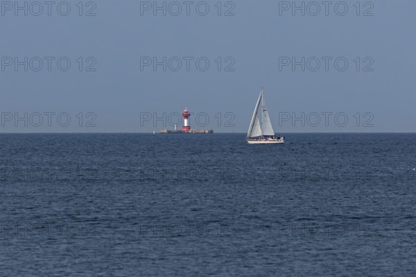 Lighthouse Kiel, pilot station, sailing boat, Kiel Fjord, Schleswig-Holstein, Germany