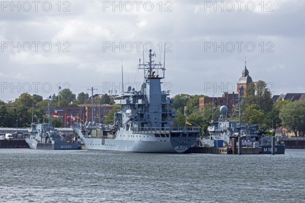 Bundeswehr ships, Scharnhorst Bridge, naval base, Kiel, Schleswig-Holstein, Germany