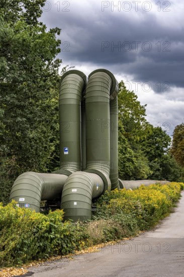 Iqony district heating pipes in Herne, U-shaped expansion bend for length compensation through expansion of the pipe material at different temperatures, North Rhine-Westphalia, Germany