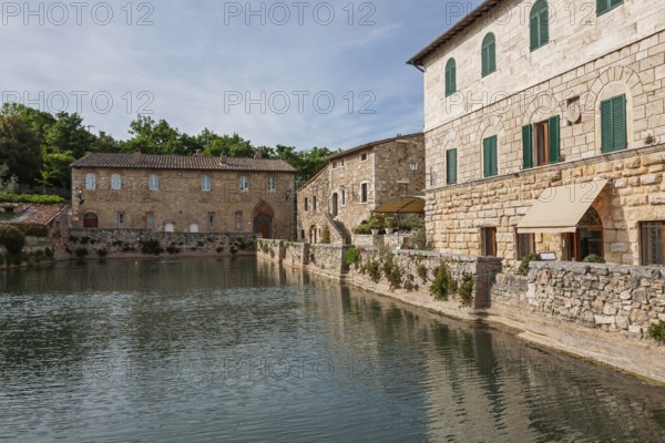 Bagno Vignoni, thermal water basin, Val d'Orcia, Orcia Valley, UNESCO World Heritage Site, Province of Siena, Tuscany, Italy