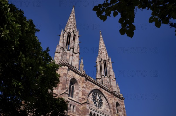 Church Église Saints Pierre et Paul, St. Peter et St. Paul, Old Town, Obernai, also Oberehnheim, Bas-Rhin, Grand-Est, Alsace, France