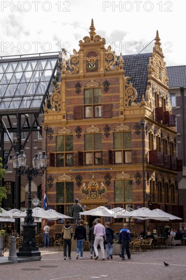 Restaurant Het Goudkantoor, historic building from 1635, on the Waagplein, former tax office, historic centre of Groningen, Netherlands