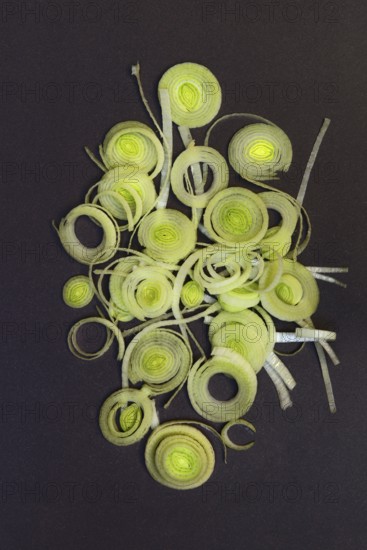 Leek, sliced leek stalk, leek rings, leeks