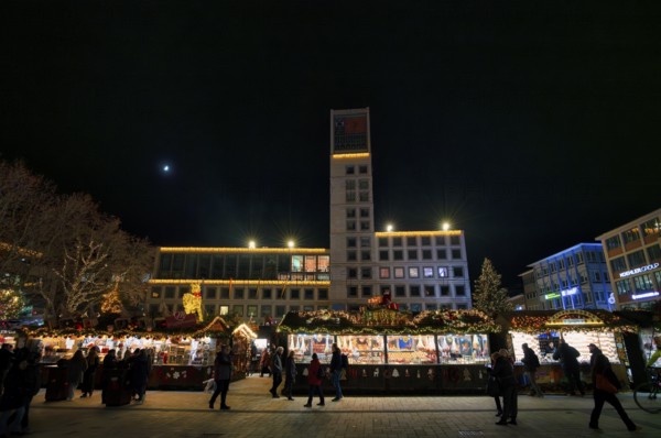 Night view, Christmas market with Christmas stalls, stalls, town hall, market square, Stuttgart, Baden-Württemberg, Germany