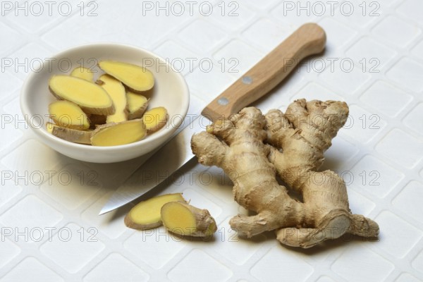 Ginger, ginger root and ginger slices in shell