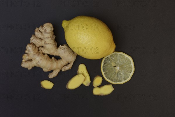 Ginger and lemon, Zingiber officinale
