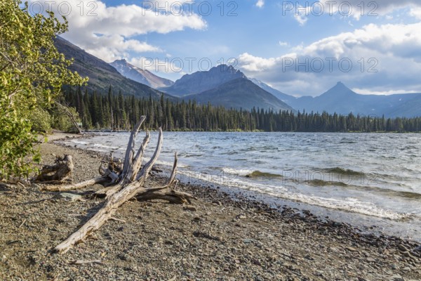 180828_268 Two Medicine Lake near Two Medicine General Store in Glacier National Park, Montana, USA