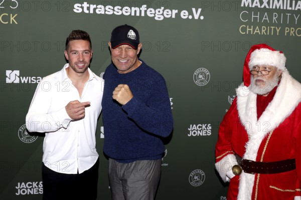 Ramon Roselly, Axel Schulz. Charity Celebrity Pack 2025 campaign for street sweeps e.V. at Bikini Berlin, 26.11.2025