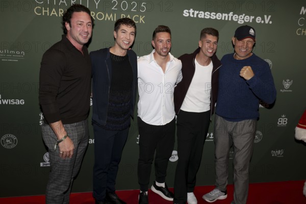 Daniel Völz, Julian David, Ramon Roselly, Maximilian Seitz, Axel Schulz. Charity Celebrity Pack 2025 campaign for street sweeps e.V. at Bikini Berlin, 26.11.2025