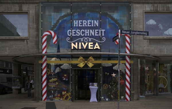 Nivea Shop, Brand Store, Logo, shop, Jungfernstieg, Free and Hanseatic City of Hamburg, Germany
