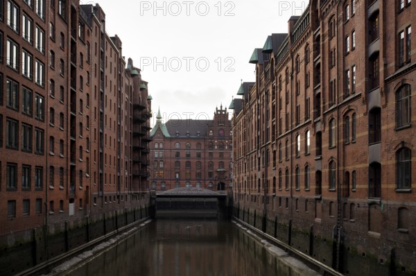 Warehouses, façade, brick building, Hamburger Speicherstadt, Hafencity, Canal, Free and Hanseatic City of Hamburg, Germany