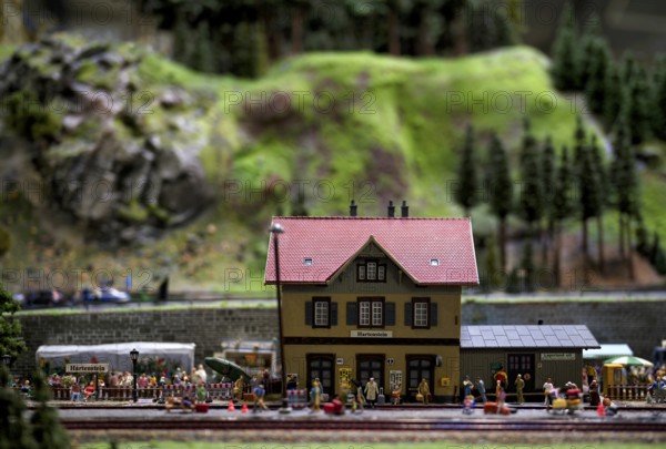 Interior view, replica of Hartenstein station, traveler, platform, miniature illustration, Miniature Wonderland, Free and Hanseatic City of Hamburg, Germany