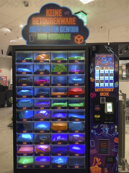 Mystery Box, competition, Free and Hanseatic City of Hamburg, Germany