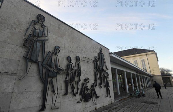Relief in the entrance area of the University of Erfurt on Nordhäuser Straße