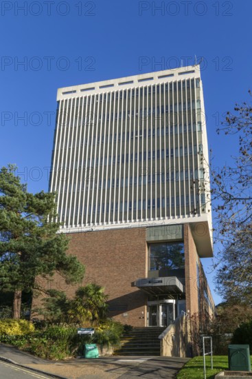 The Physics building, Streatham Campus, University of Exeter, Exeter, Devon, England, UK architect Sir Basil Spence 1962