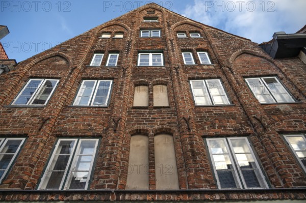Brick Gothic residential building built in 1321, Hanseatic City of Lübeck, Schleswig-Holstein, Germany