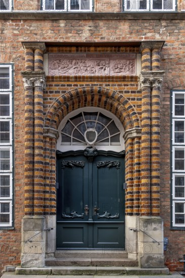 Renaissance entrance portal with terracotta decoration of the Schabbelhaus, built in 1558, renewed after an explosion in 1562, Mengstr, 48 Hanseatic City of Lübeck, Schleswig-Holstein, Germany