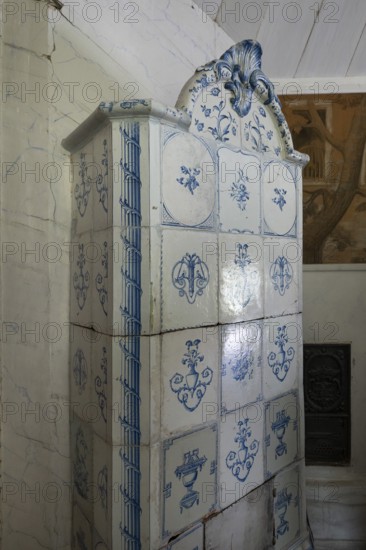 Tiled stove, baroque rectory in Vågå, Maihaugen open-air museum with houses and objects from farms in Gudbrandsdal, Lillehammer on Lake Mjøsa, Innlandet Fylke Municipality, Norway