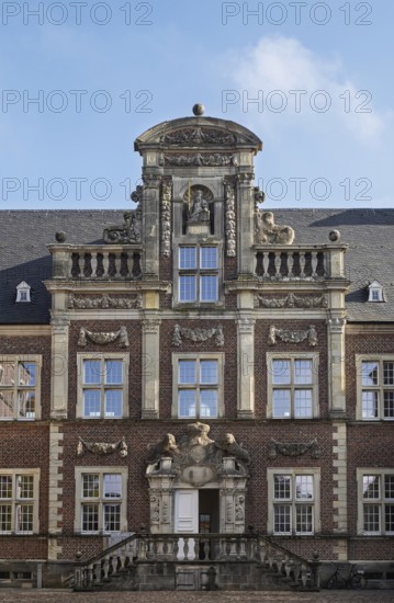 Baroque and moated castle Ahaus, today the seat of the Ahaus Technical Academy, courtyard, Ahaus, Münsterland, North Rhine-Westphalia, Germany