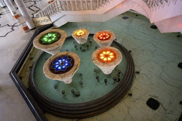 Jame' Asr Hassanil Bolkiah Mosque, Fountain in the entrance hall, Bandar Seri Begawan, Brunei