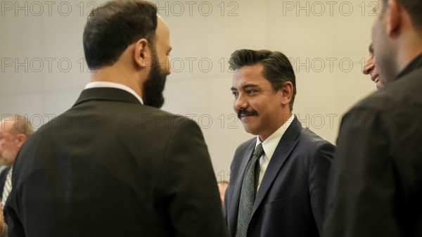 Gaziantep, Turkey – November 20, 2025: Gaziantep Deputy Governor Sedat Sezik welcomed Aleppo Governor Azzam Al-Ghareeb during an official visit to the province. Their discussions focused on strengthening cooperation, expanding joint coordination, and enhancing institutional ties between Gaziantep and Aleppo, Gaziantep, Gaziantep, Turkey