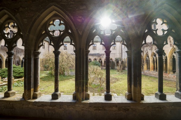 Cloister, Unterlinden Museum, Musée Unterlinden, Colmar, Haut-Rhin Department, Alsace, France