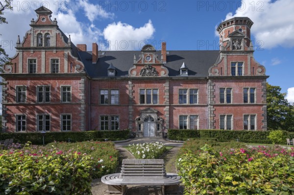 Former Bernstorf manor, Bernstorf Castle, neo-Renaissance building, built 1877 to 1880, used as a hospice from 2014, Bernstorf, Mecklenbiurg-Western Pomerania, Germany