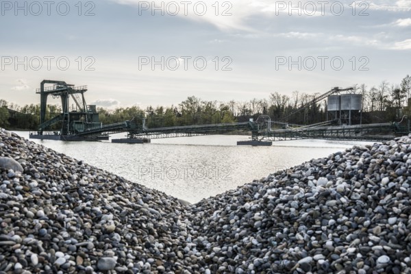 Gravel, gravel plant, gravel pit, near Breisach am Rhein, Breisgau, Baden-Württemberg, Germany