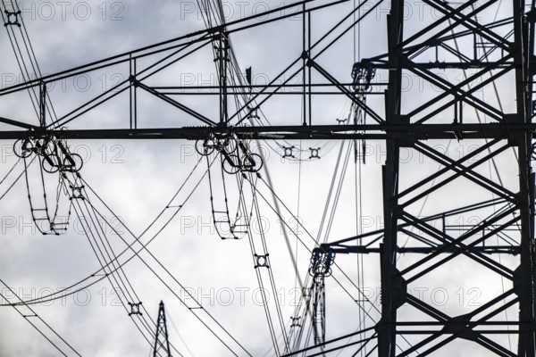 380-kV high-voltage overhead line, new building, along the A57 motorway, near Meerbusch, high-voltage masts, North Rhine-Westphalia, Germany