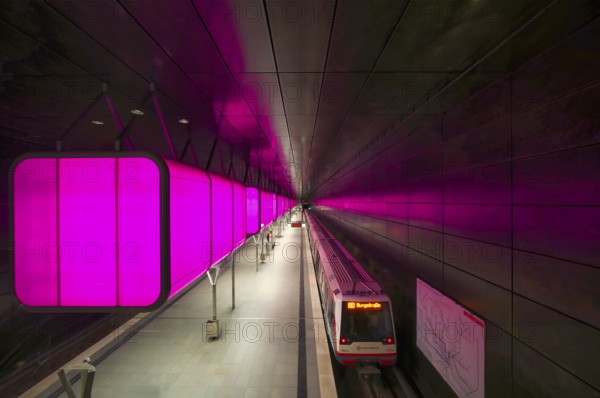 HafenCity University underground station, illuminated in color, magenta, underground train, U4, empty, platform, station, subway, public transport, HVV, Hamburger Verkehrsverbund, Hochbahn, local transport, Free and Hanseatic City of Hamburg, Germany