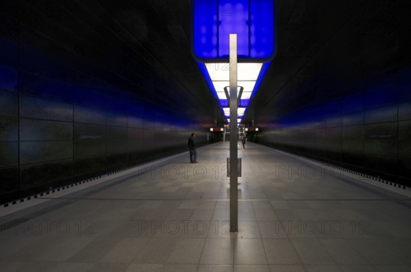 HafenCity University subway station, illuminated in color, blue, travelers, platform, stop, train station, subway, public transport, HVV, Hamburger Verkehrsverbund, Hochbahn, public transport, Free and Hanseatic City of Hamburg, Germany