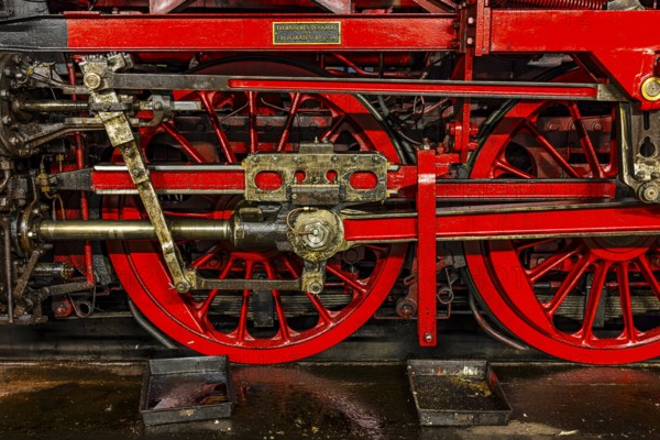 Wheelwork of a historic steam locomotive owned by the Free State of Bavaria, Eisenbahnmuseum, Augsburg railway park, administrative district of Swabia, Bavaria, Germany