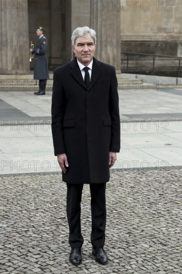 Dr. Stephan Harbarth, President of the Federal Constitutional Court - Memorial Day Wreath laying for victims of war and tyranny, Neue Wache, Berlin, 16.11.25