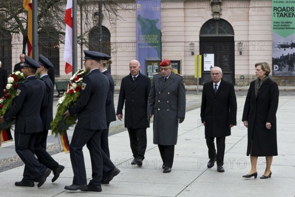 Wreath Governing Mayor of Berlin Kai Wegner, Carsten Breuer, Inspector General of the Bundeswehr, Wolfgang Schneiderhan, President, Volksbund Deutsche Krieggräberfürsorge, Cornelia Seibeld, President of the House of Representatives of Berlin - Memorial Day Wreath laying for victims of war and tyranny, Neue Wache, Berlin, 16.11.25
