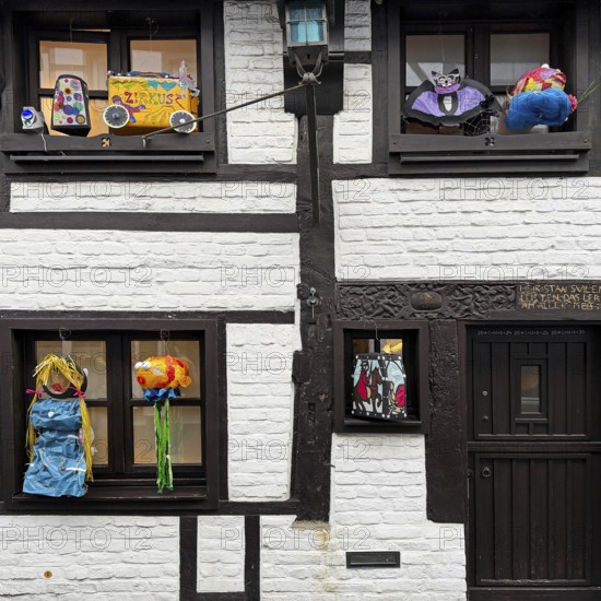 Decorated half-timbered house for the Martin train in Alte Schulstraße, historic old town, Kempen, Lower Rhine, North Rhine-Westphalia, Germany