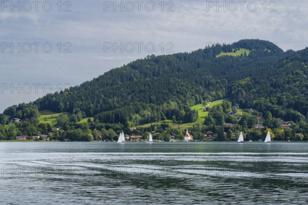 View from Bad Wiessee across Tegernsee to Sankt Quirin, Gmund am Tegernsee, Upper Bavaria, Bavaria, Germany