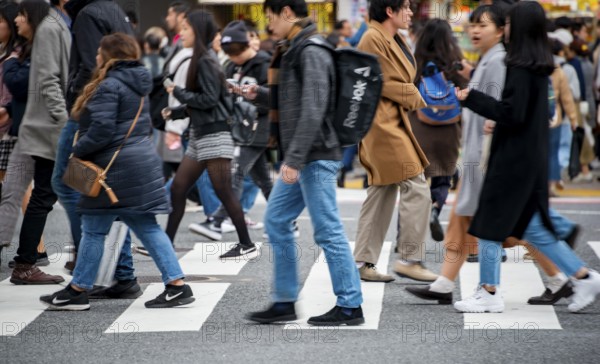 Pedestrian, crowd, lots of people crossing crosswalks, close-up, Shibuya Crossing, Shibuya, Udagawacho, Tokyo, Japan