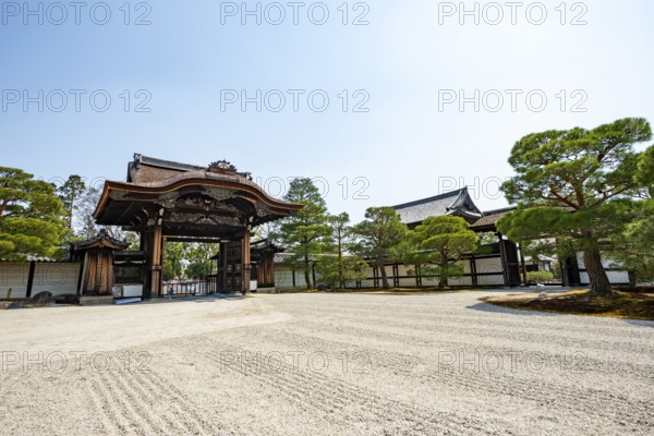 Kare-san-sui rock garden, Nantei Zen garden, southern garden with Chokushi-mon gate, Ninna-ji Goths, Buddhist temple complex, Kyoto, Japan