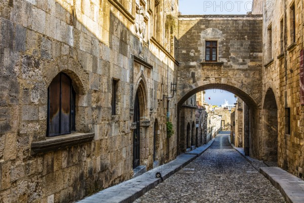 Knight's Street in Old Town from the time of the Order of St. John, the only preserved street from the 16th century in late Gothic style, Oddos Ippoton, Rhodes Town