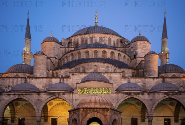 161/Blue mosque at night
