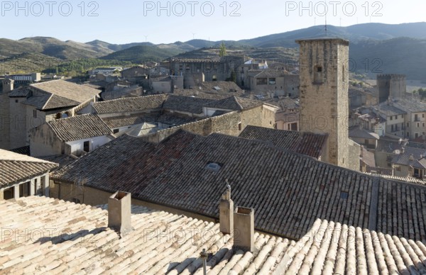 View over rooftops medieval village of Sos del Rey Católico, Cinco Villas district, Zaragoza province, Aragon, Spain