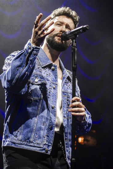 Calum Scott live on The Avenoir Tour at Berlin's Tempodrom on 04.11.2025