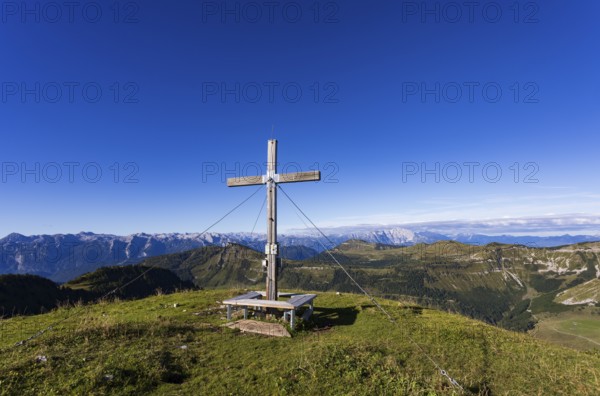Summit Cross, Hoher Zinken, Postalm, Osterhorn Group, Salzkammergut, Province of Salzburg, Austria