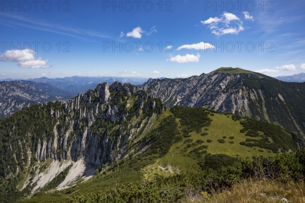 View from Braunedlkogel to Scharfen and Gamsfeld, Postalm, Osterhorn Group, Salzkammergut, State of Salzburg, Austria