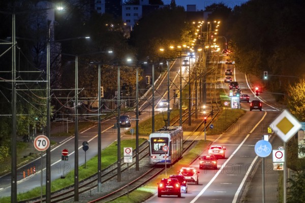 Bogestra tram, line 305, on the Wattenscheider Hellweg, tram line in the middle of the street, street lighting, North Rhine-Westphalia, Germany