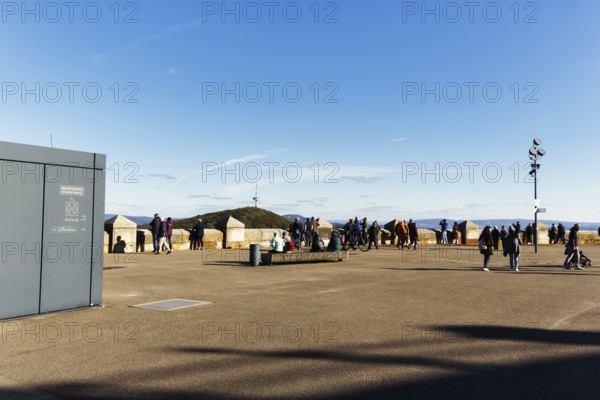 Visitors on viewing platform, sunny autumn weather, Porta Westfalica, Ostwestfalen-Lippe, East Westphalia, North Rhine-Westphalia, Germany