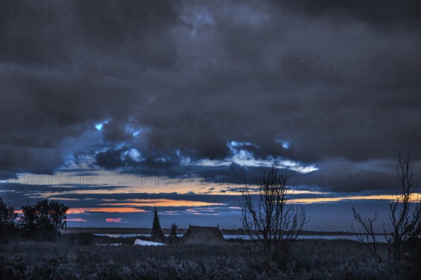 Dawn on the lagoon, a fishing hut in front, Baltic Sea, Ahrenshoop, Darß, Mecklenburg-Western Pomerania, Germany